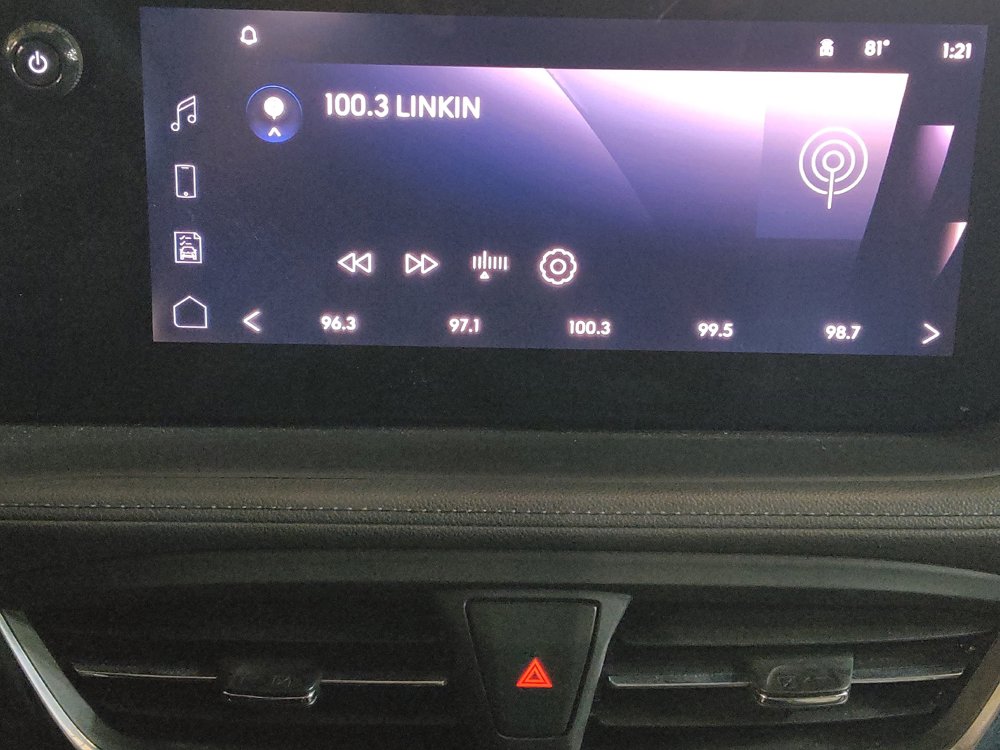 Used 2025 Buick Encore GX Preferred AWD/4WD image 25