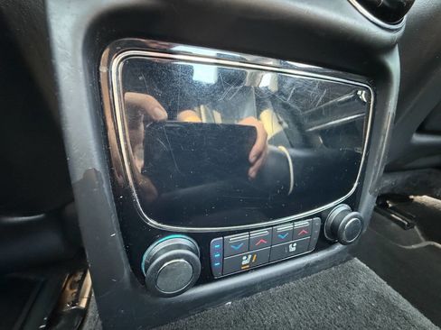 Used 2016 Jaguar XJ R-Sport image 24