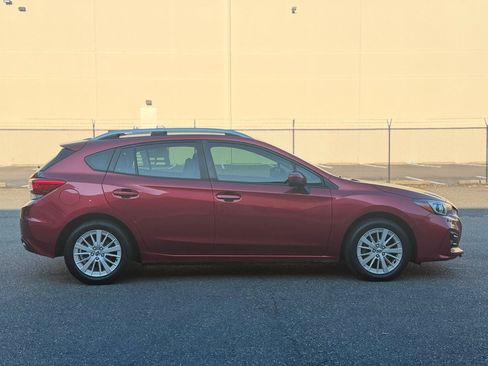 Used 2018 Subaru Impreza 2.0i Premium w/ Eyesight & BSD & Rcta AWD/4WD image 4