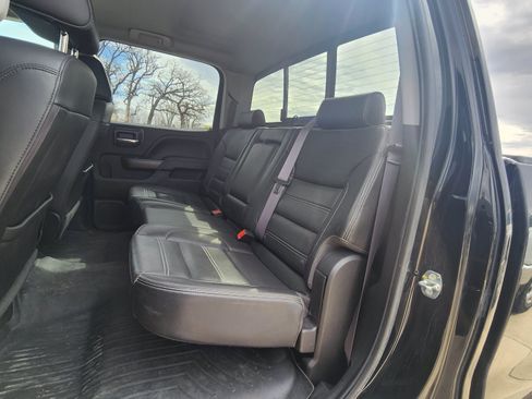 Used 2017 GMC Sierra 2500 Denali w/ Duramax Plus Package AWD/4WD image 20