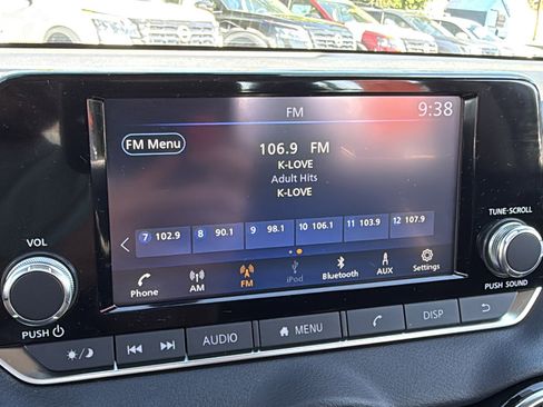 Certified 2025 Nissan Sentra S FWD image 13