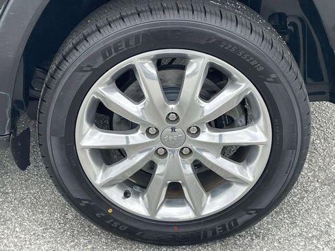 Used 2016 Jeep Cherokee Limited FWD image 8