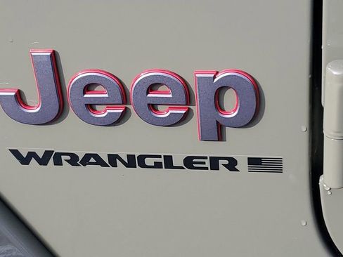 New 2026 Jeep Wrangler Unlimited Rubicon w/ Steel Bumper Group image 8