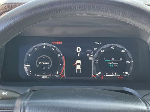 Used 2024 Toyota Tacoma TRD Off-Road AWD/4WD image 29