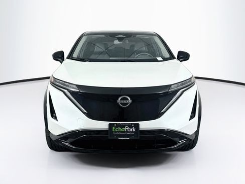 Used 2024 Nissan Ariya AWD image 2