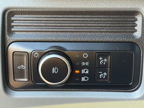 Used 2024 Ford F250 XL w/ XL Chrome Package image 23