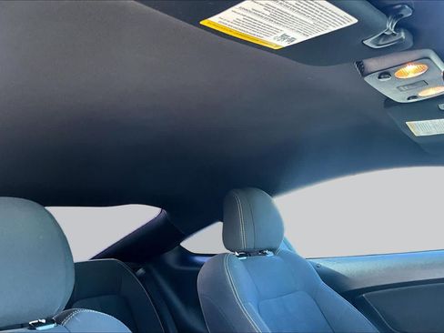 Used 2020 Ford Mustang Coupe RWD image 13