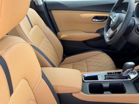 New 2025 Nissan Sentra SV w/ SV Premium Package image 12