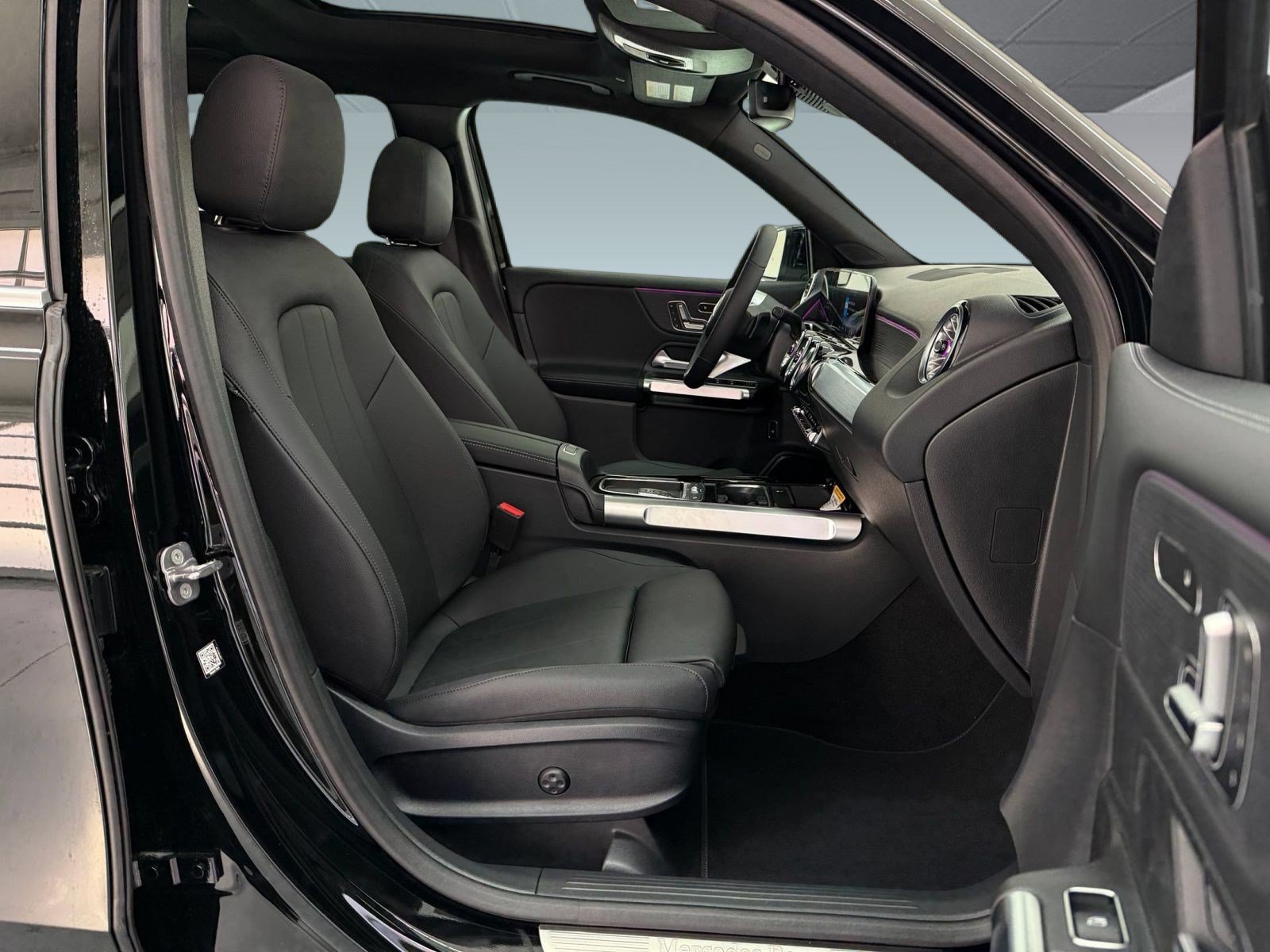 New 2026 Mercedes-Benz GLB 250 image 23