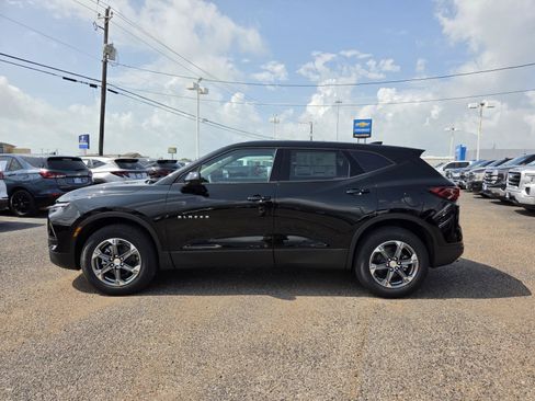 New 2026 Chevrolet Blazer LT w/ LPO, Floor Liner Package FWD image 2