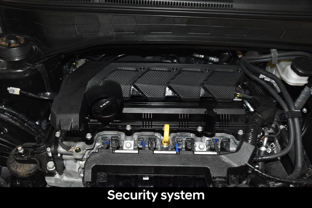 Certified 2025 Hyundai Venue SEL FWD image 10