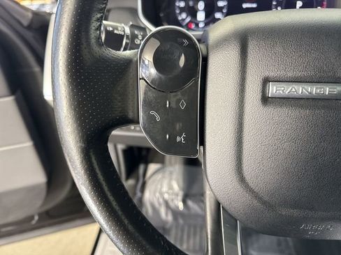 Used 2018 Land Rover Range Rover Sport HSE image 12