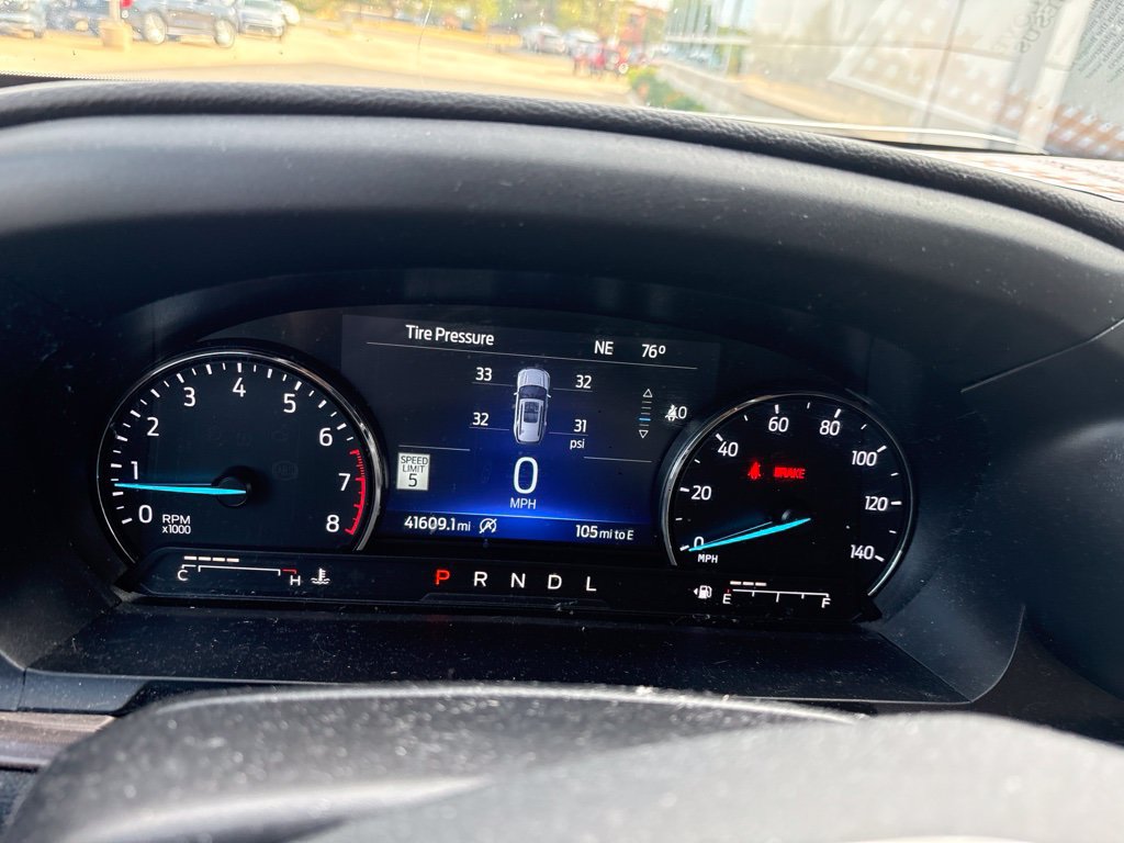 Used 2024 Ford Explorer Limited w/ Equipment Group 301A AWD/4WD image 19