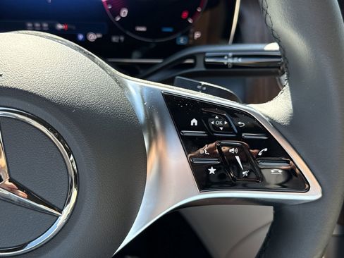 New 2026 Mercedes-Benz GLC 300 image 22