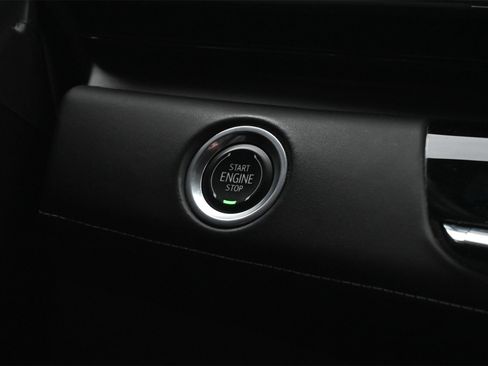 Certified 2023 Cadillac Escalade ESV Sport Platinum image 16