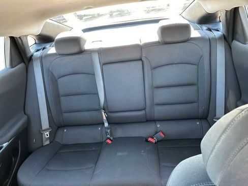 Used 2023 Chevrolet Malibu LT image 18