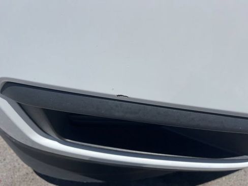 Used 2018 Chevrolet Suburban LT AWD/4WD image 4