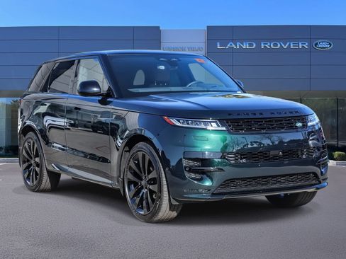 New 2026 Land Rover Range Rover Sport Dynamic SE image 3