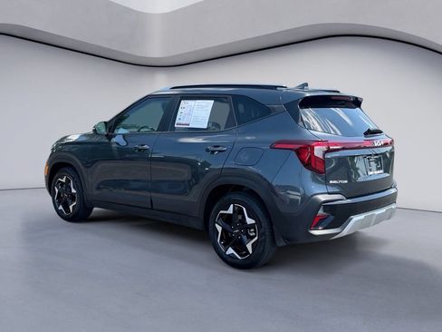 Used 2025 Kia Seltos S FWD image 3