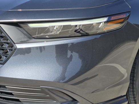 Used 2023 Honda Accord EX image 29