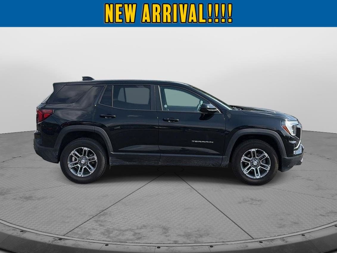 Used 2026 GMC Terrain Elevation AWD/4WD image 4