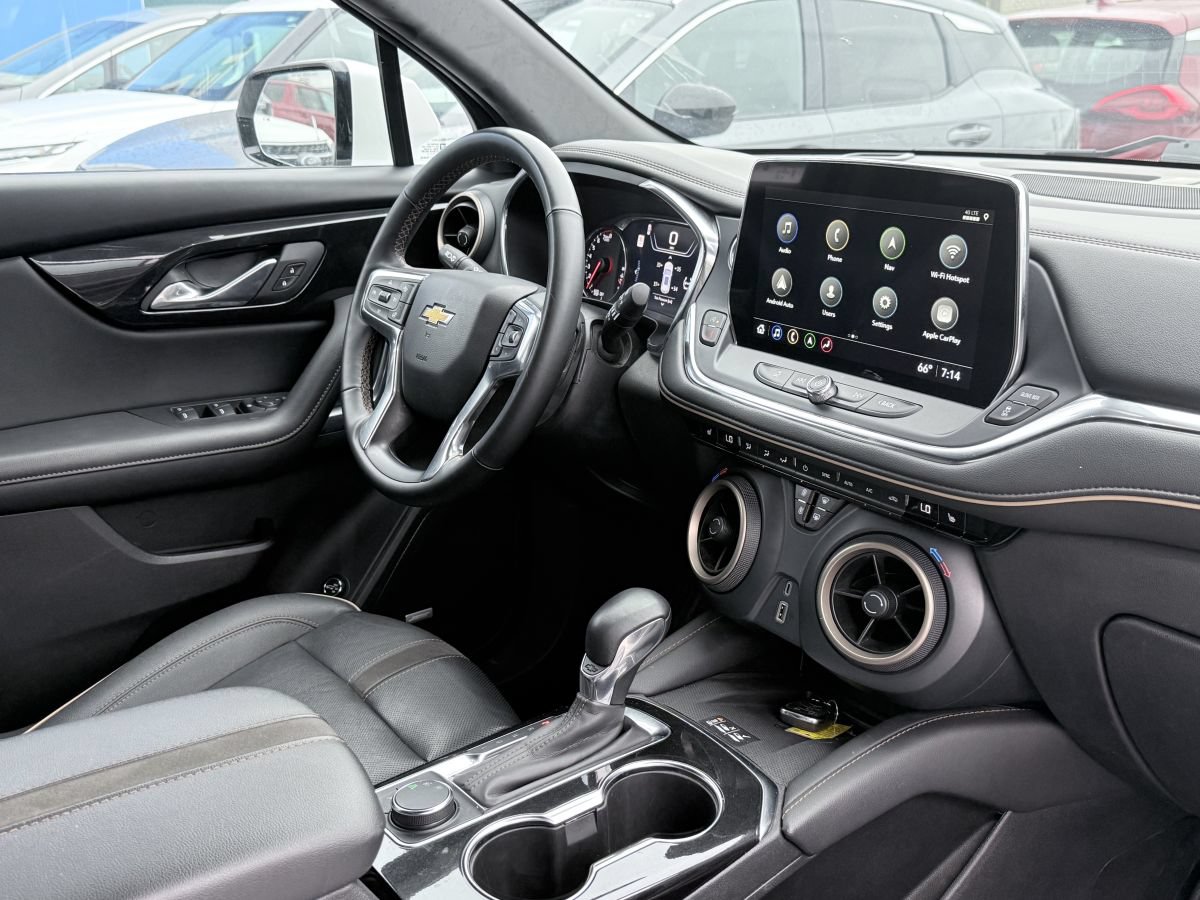 Used 2023 Chevrolet Blazer Premier w/ LPO, Cargo Package FWD image 12