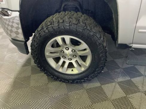 Used 2018 Chevrolet Silverado 1500 LT w/ All Star Edition AWD/4WD image 49