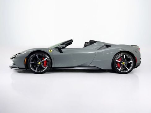 Used 2024 Ferrari SF90 Spider AWD/4WD image 7