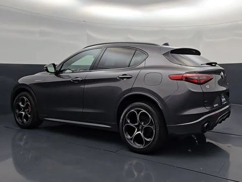 Used 2023 Alfa Romeo Stelvio Veloce AWD/4WD image 6