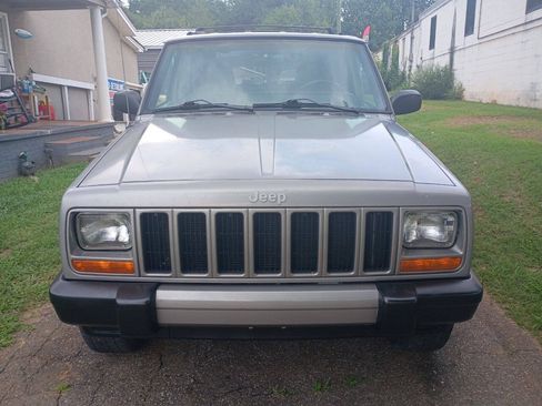 Used 2000 Jeep Cherokee Sport AWD/4WD image 3