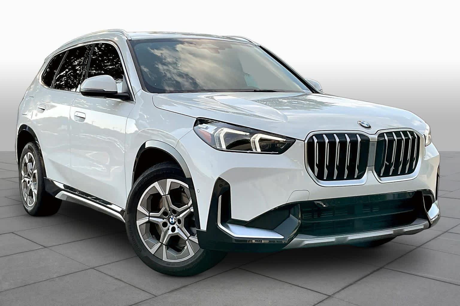 Used 2025 BMW X1 xDrive28i w/ Convenience Package AWD/4WD image 5