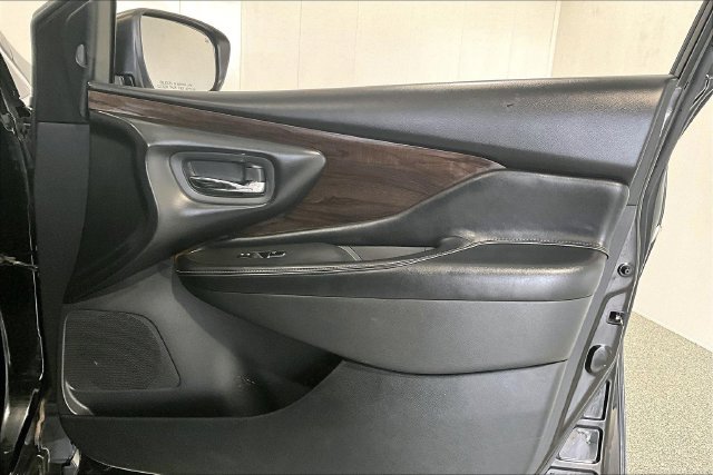 Used 2020 Nissan Murano Platinum AWD/4WD image 34