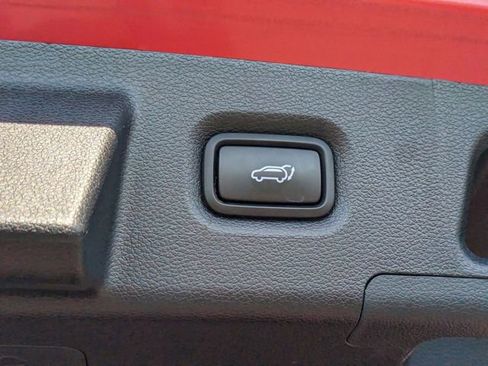 Used 2023 Hyundai Santa Fe SEL image 17