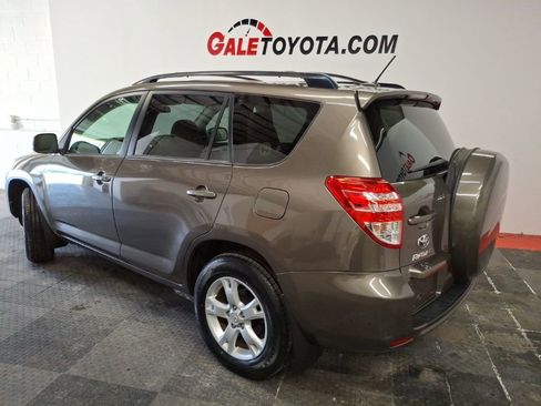 Used 2011 Toyota RAV4 4WD w/ Upgrade Value Pkg image 8