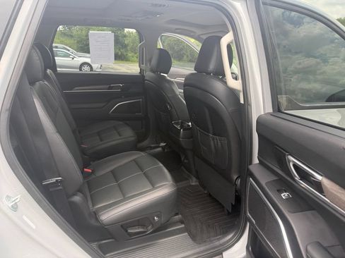 Used 2021 Kia Telluride SX w/ Nightfall Edition Package AWD/4WD image 24