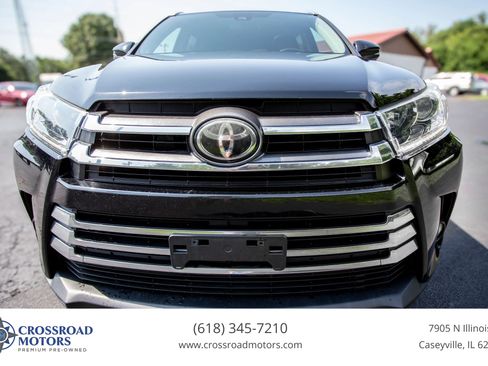 Used 2017 Toyota Highlander Limited w/ Protection Package #3 AWD/4WD image 8