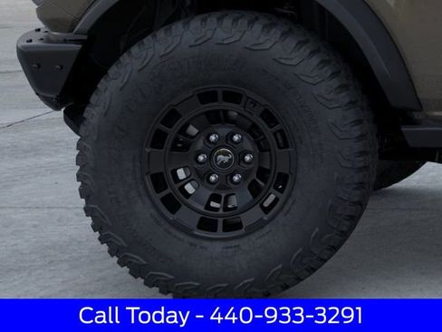 New 2026 Ford Bronco Badlands w/ Sasquatch Package image 24