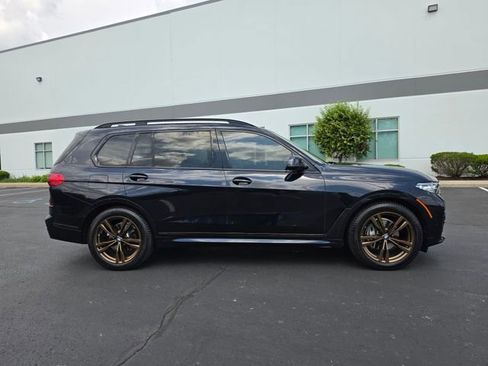Used 2021 BMW X7 xDrive40i w/ M Sport Package AWD/4WD image 5