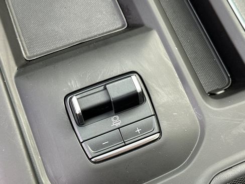 Used 2025 GMC Sierra 2500 Denali Ultimate w/ Snow Plow Prep/Camper Package image 31