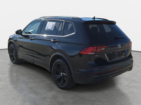 Used 2024 Volkswagen Tiguan SE R-Line image 7