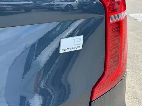 Certified 2023 Volvo XC90 T8 Plus image 32