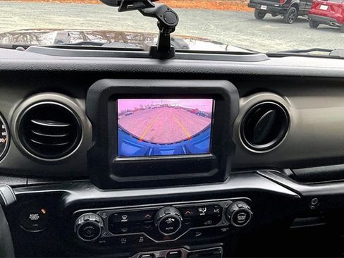 Used 2020 Jeep Wrangler Unlimited Sport S image 17