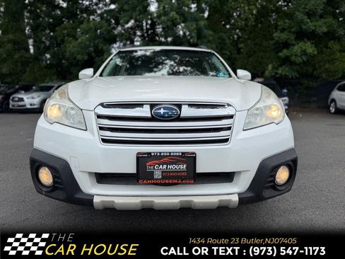 Used 2014 Subaru Outback 2.5i Limited AWD/4WD image 8