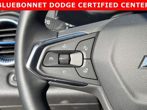 Used 2024 Chevrolet Trax LT w/ Driver Confidence Package FWD image 4