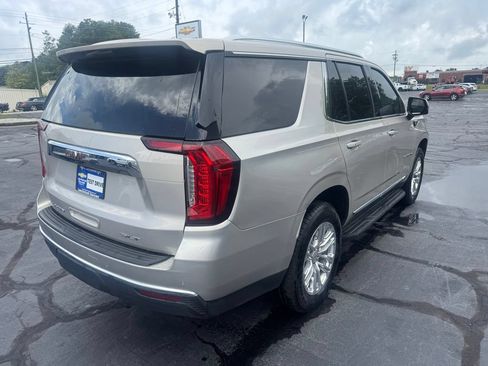 Used 2022 GMC Yukon SLT w/ SLT Luxury Package AWD/4WD image 12