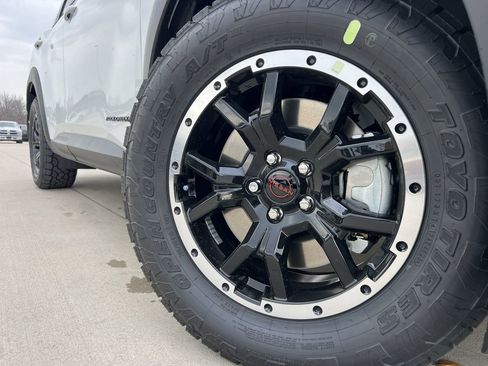 New 2026 Nissan Pathfinder Rock Creek image 8