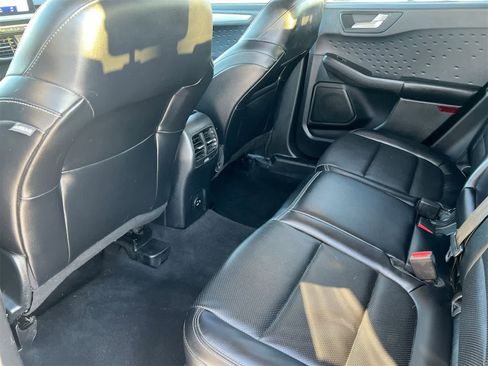 Used 2020 Ford Escape SEL image 18