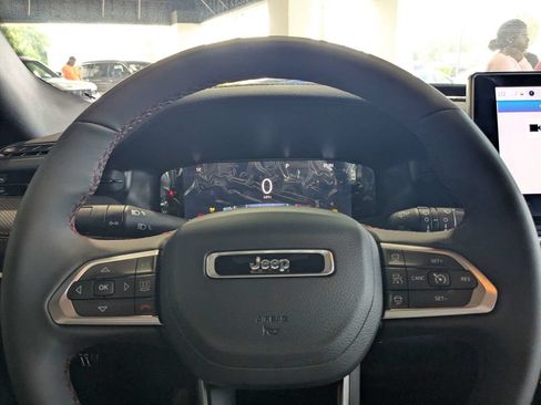 New 2026 Jeep Compass Trailhawk w/ Sun, Sound & Navigation Group AWD/4WD image 26