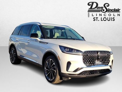 New 2026 Lincoln Aviator Reserve image 3
