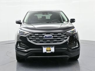 Used 2024 Ford Edge Titanium video 3